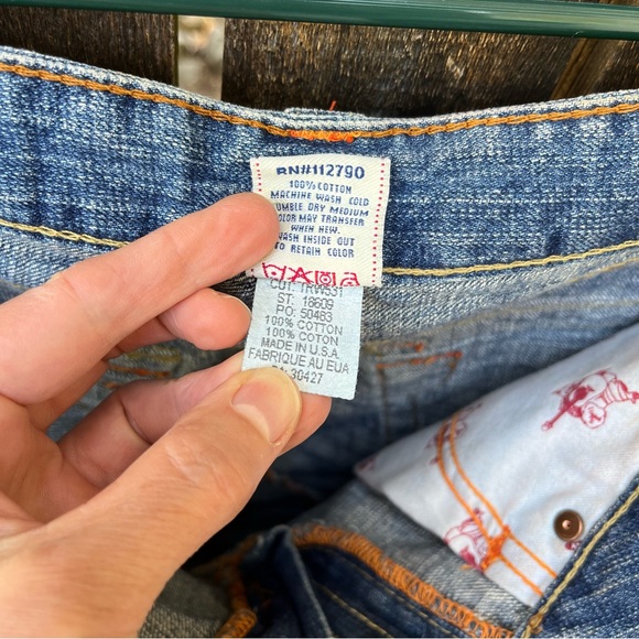 True Religion Distressed Joey Denim Jeans Skirt Sz 30 - Picture 4 of 10